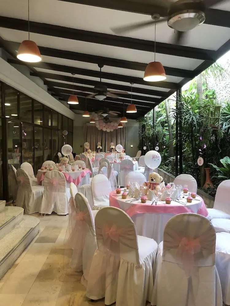 Hotel Howard Johnson By Wyndham Barranquilla Versalles