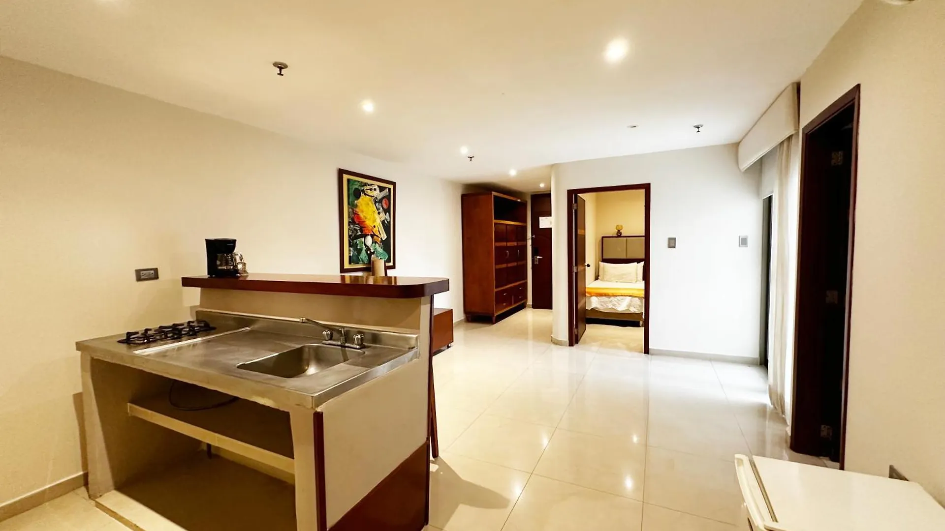 Otel Howard Johnson By Wyndham Barranquilla Versalles