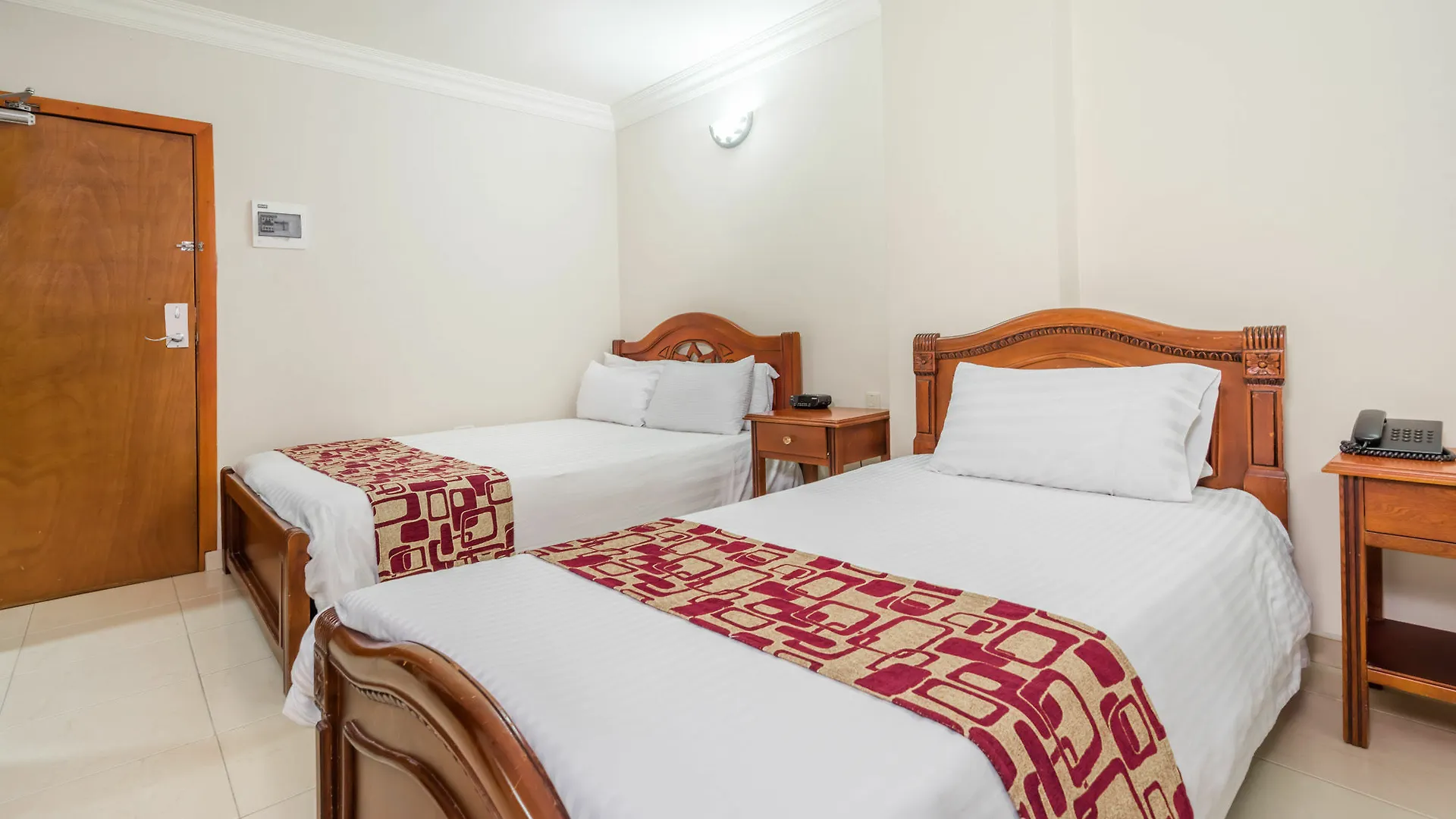 Howard Johnson By Wyndham Barranquilla Versalles Otel