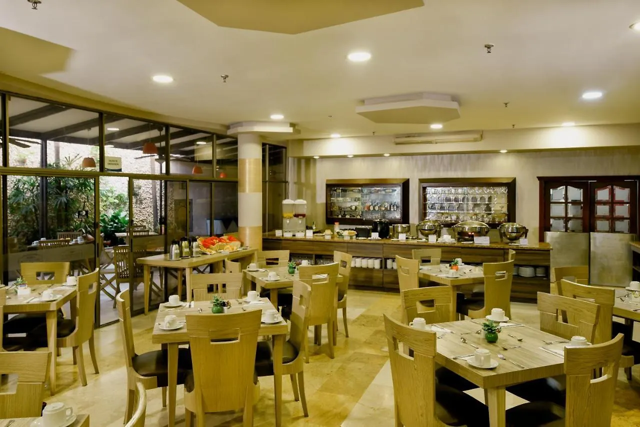 Howard Johnson By Wyndham Barranquilla Versalles