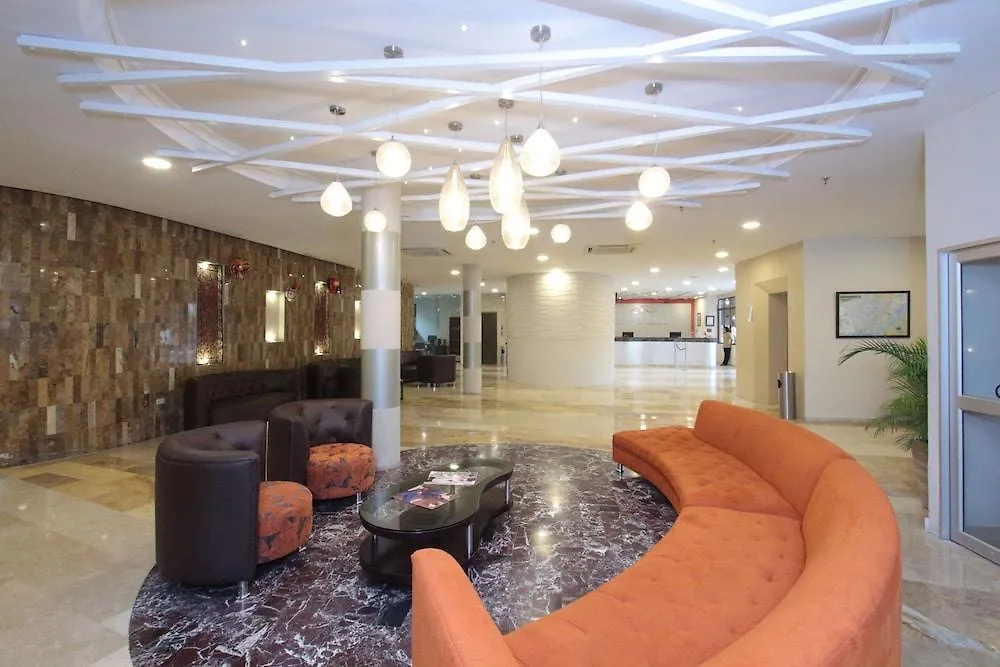 Hotel Howard Johnson By Wyndham Barranquilla Versalles